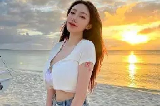 【文化进万家】“炎”值爆表“瓜”分快乐——四方街道嘉兴路社区举办青少年吃瓜大赛活动